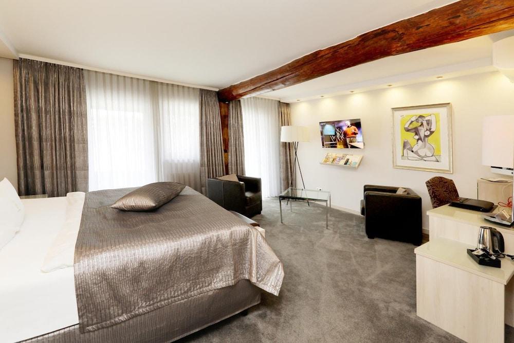 Hotel An Der Wasserburg Вольфсбург Экстерьер фото